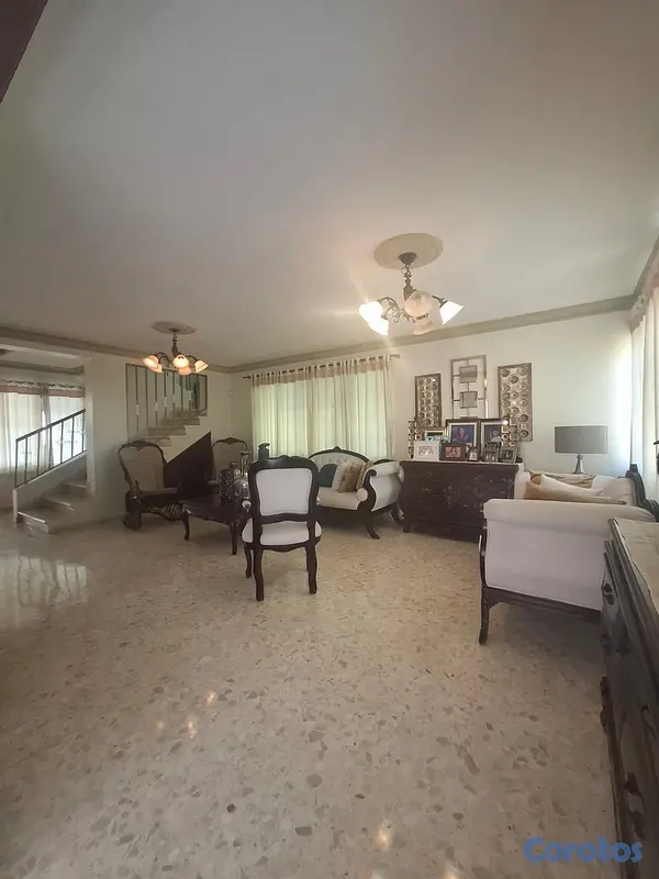 casas - Vendo Casa entre Cayetano Germosén e Independencia 8