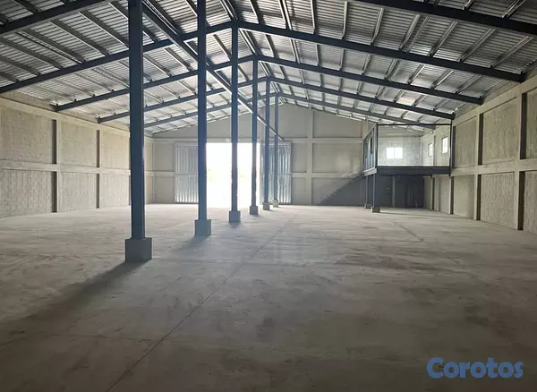solares y terrenos - NAVE COMERCIAL 3
