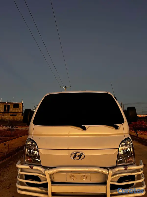 camiones y vehiculos pesados - Hyundai H100 2023 4