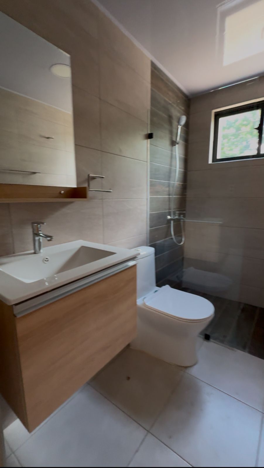 apartamentos - ALQUILO APART. A ESTRENAR, RES. COSTA VERDE   4
