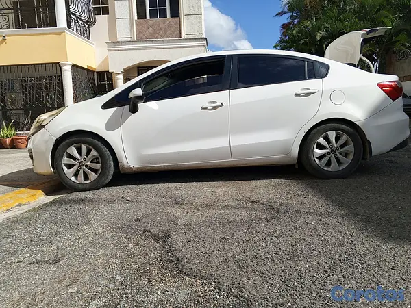 carros - VENDO KIA RIO 2016 EN BUENAS CONDICIONES 10