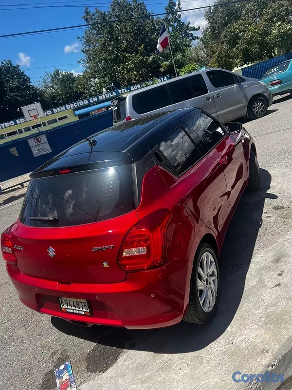 carros - SUZUKI SWIFT GL+ 2022
 3