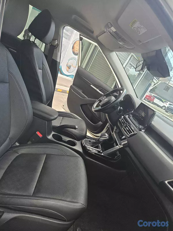 jeepetas y camionetas - KIA SELTOS 2022 BLANCO DIESEL 8