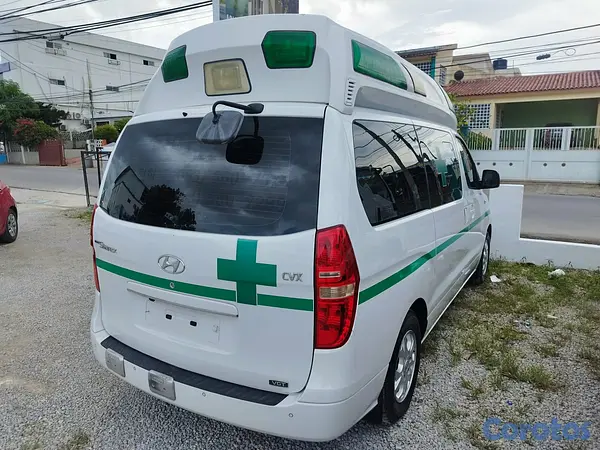 jeepetas y camionetas - 2015 Hyundai Starex Ambulancia  3