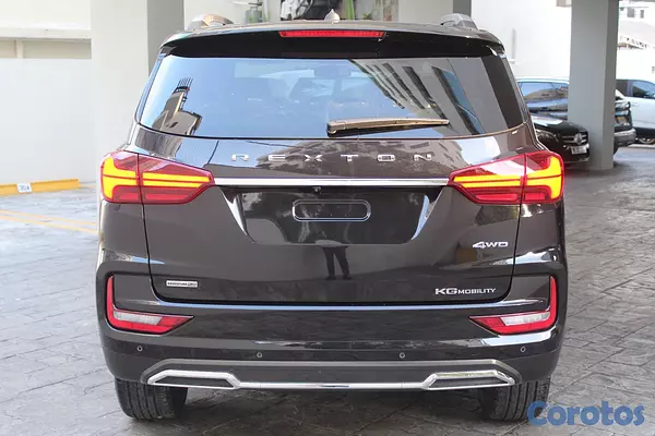 jeepetas y camionetas - KGM Rexton ADVENTURE 5