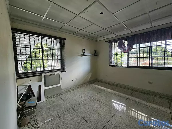 casas - Alquiler de Casa próximo a la churchil  6