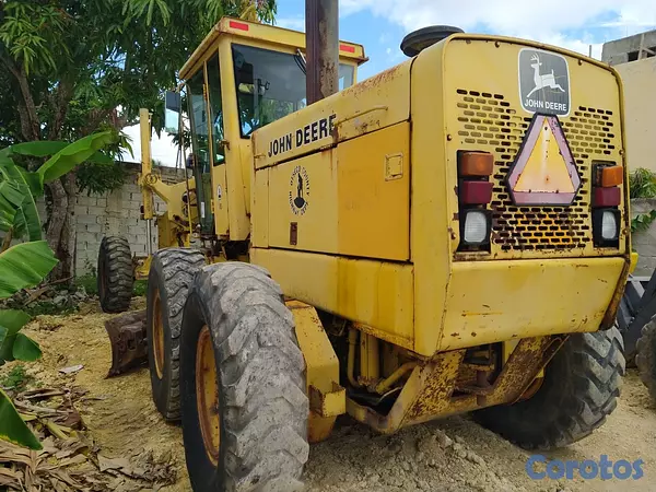 camiones y vehiculos pesados - Greda John Deere 772B  2
