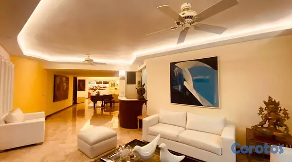 casas - Venta de Casa en Piantini 3