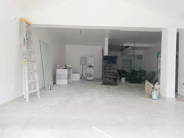 oficinas y locales comerciales - Local primer nivel bella vista 3