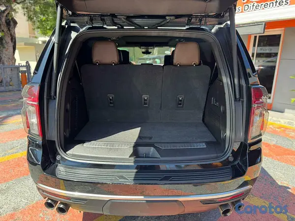 jeepetas y camionetas - Chevrolet Tahoe Highcountry NEGRA 2021 Importada p 9