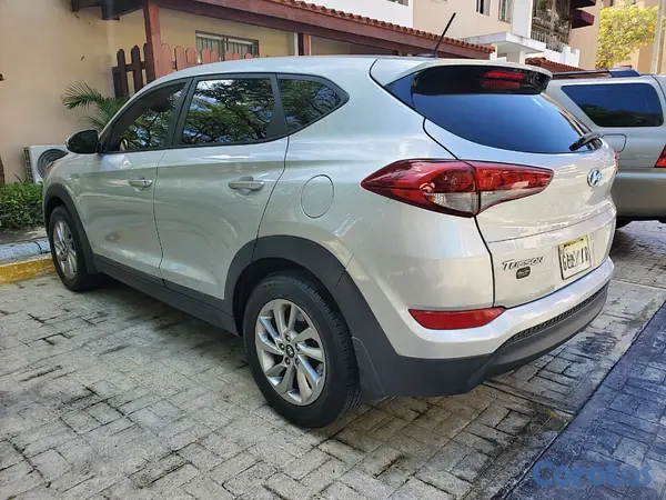 jeepetas y camionetas - Hyundai tuson 2017 Version americana 7