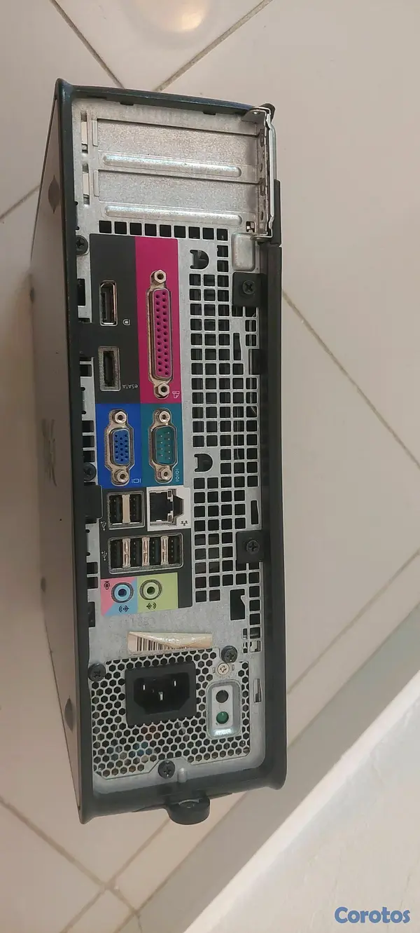 computadoras y laptops - Dell Optiplex 7010 SFF (Service Tag: CLYTHM1). 3