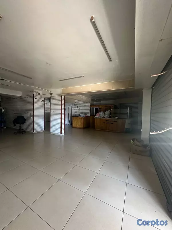 oficinas y locales comerciales - NAVE COMERCIAL  4