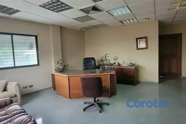 oficinas y locales comerciales - Vendo y alquilo Nave Industrial- Aut. pist. Km 17. 5