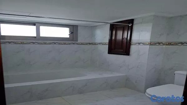apartamentos - Apartamento de 3 habitaciones con linea blanca en alquiler frente al Mar 4