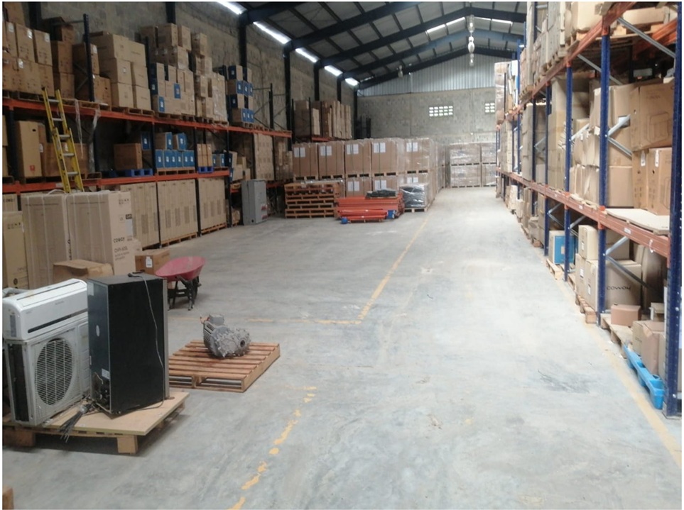 otros inmuebles -  NAVE INDUSTRIAL CERCA DEL MERCA, 1,500 Mts.2 DE CONSTRUCCION Y 10,000 DE SOLAR, 8