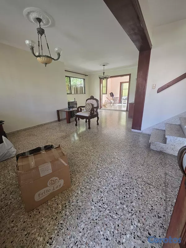 casas - Vendo Casa En Av. Independencia  4