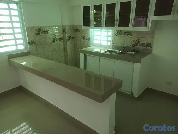 apartamentos - Se ALQUILA apartamento centrico. Detras Canal 4tro 3