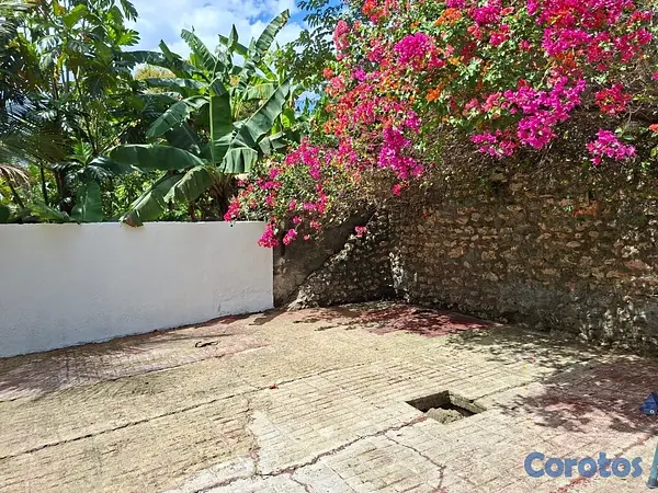 casas - Vendo Casa en el Residencial Puerta de Hierro, Santo Domingo  4