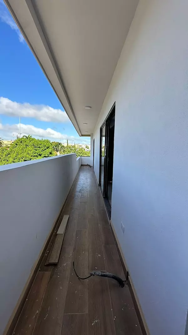 apartamentos - Apartamento en venta en Arroyo Hondo de 2 hab. 5