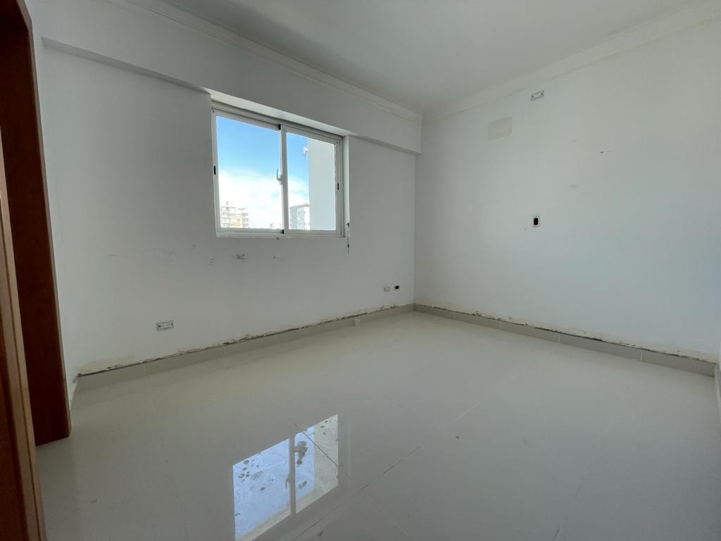 apartamentos - Apartamento en Evaristo Morales  3
