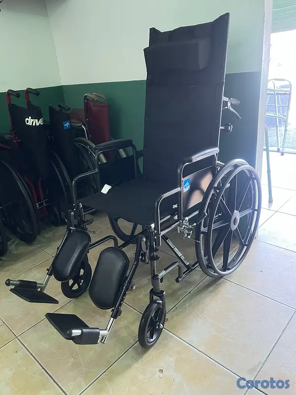 Salud y Equipamiento Médico - Silla de ruedas reclinable  2