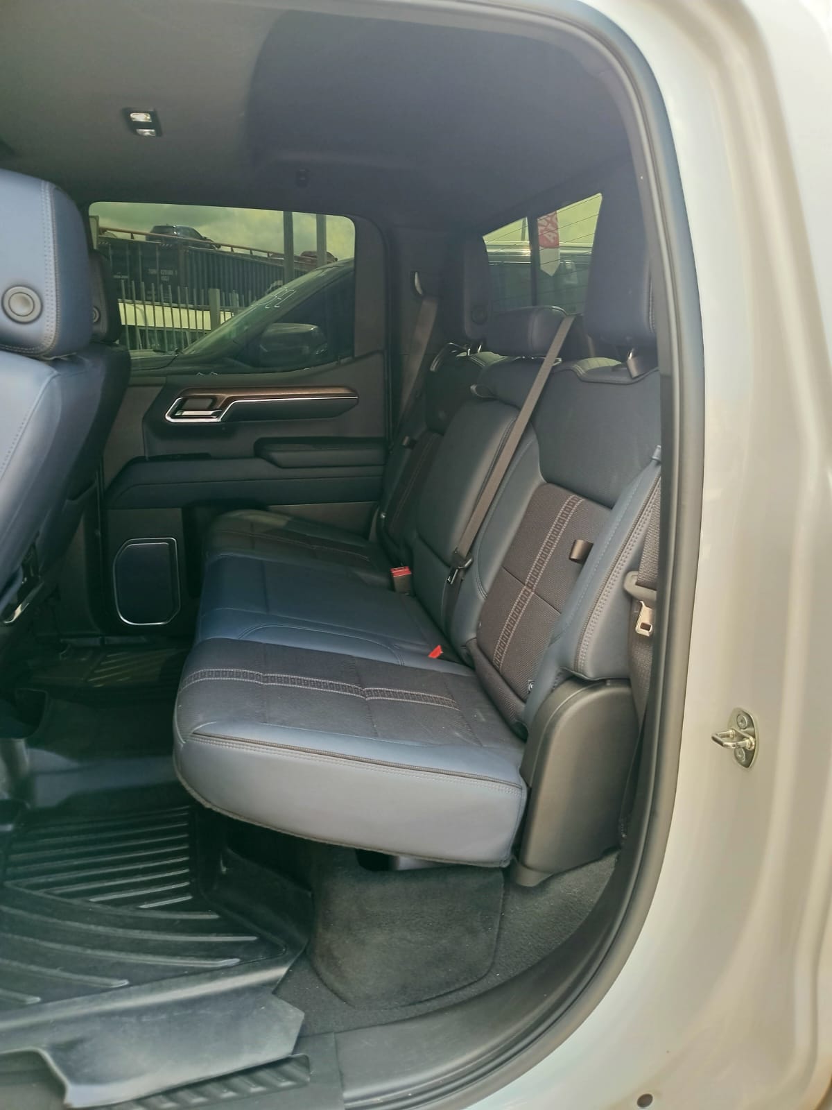 jeepetas y camionetas - Chevrolet Silverado High Country Duramax 2023 1