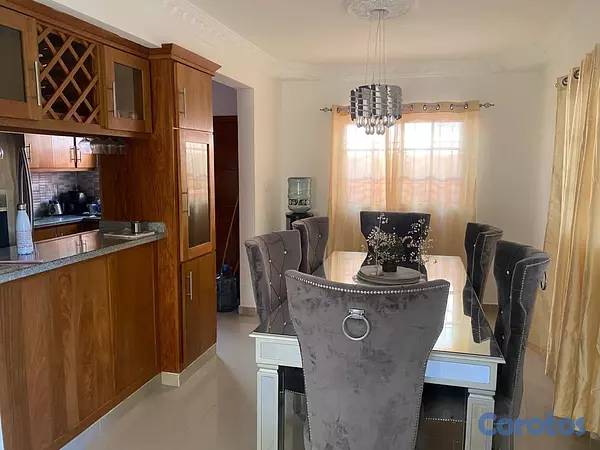 casas - Casa de un nivel amplia, con patio y preparada par 15