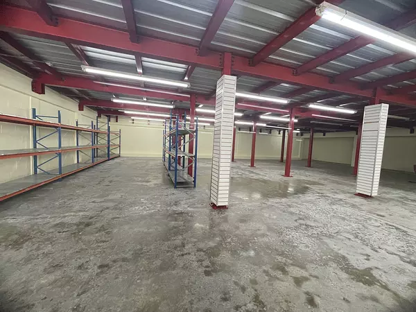 oficinas y locales comerciales - Nave en las palmas de Herrera 7