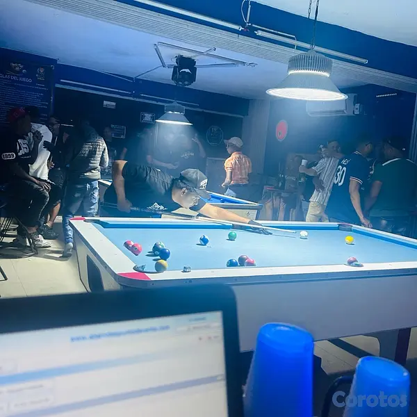 oficinas y locales comerciales - 🎱 SE VENDE BILLAR + BAR + DISCOTECA FUNCIONANDO – Con permisos de horarios  4