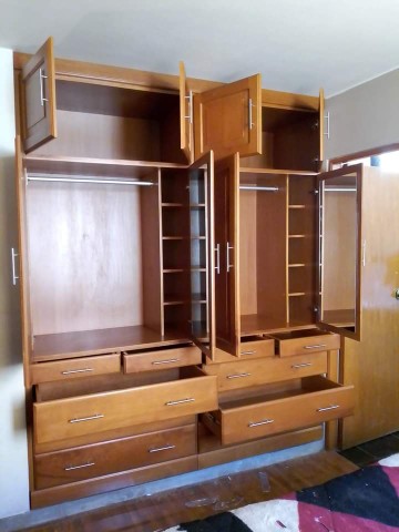 muebles y colchones - Closet en Roble