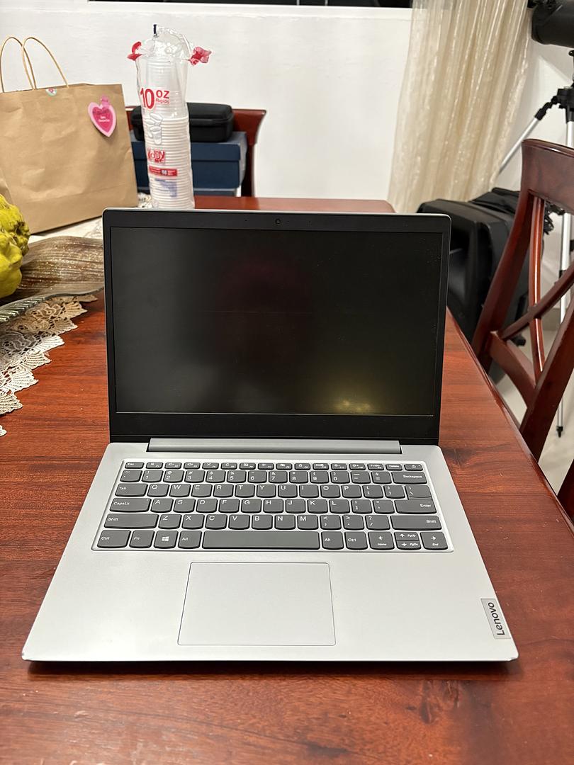 computadoras y laptops - LAPTOP LENOVO 0