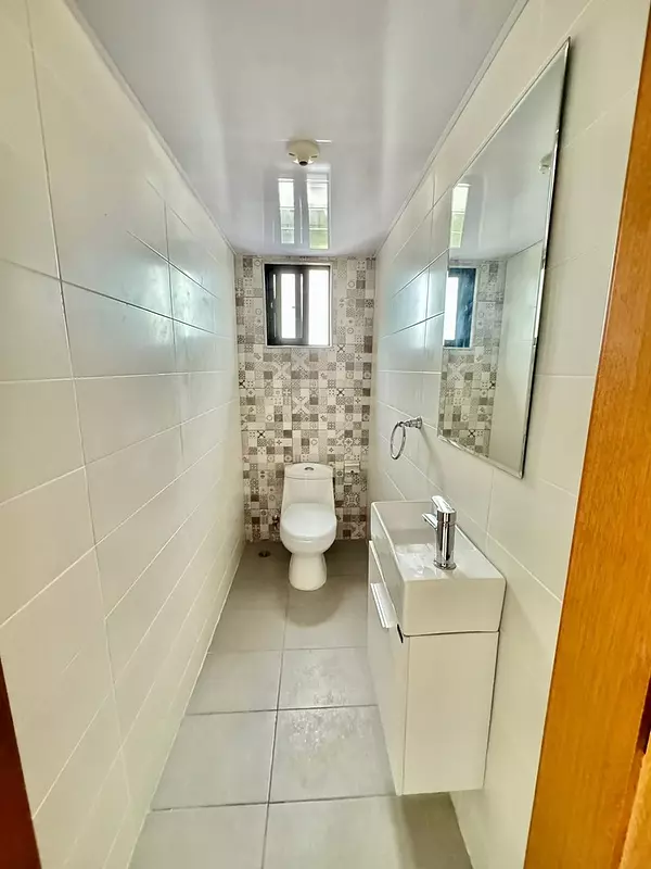 apartamentos - Apartamento en Alquiler
EVARISTO MORALES
USD 1,000.00 (Mantenimiento incluido)

 8