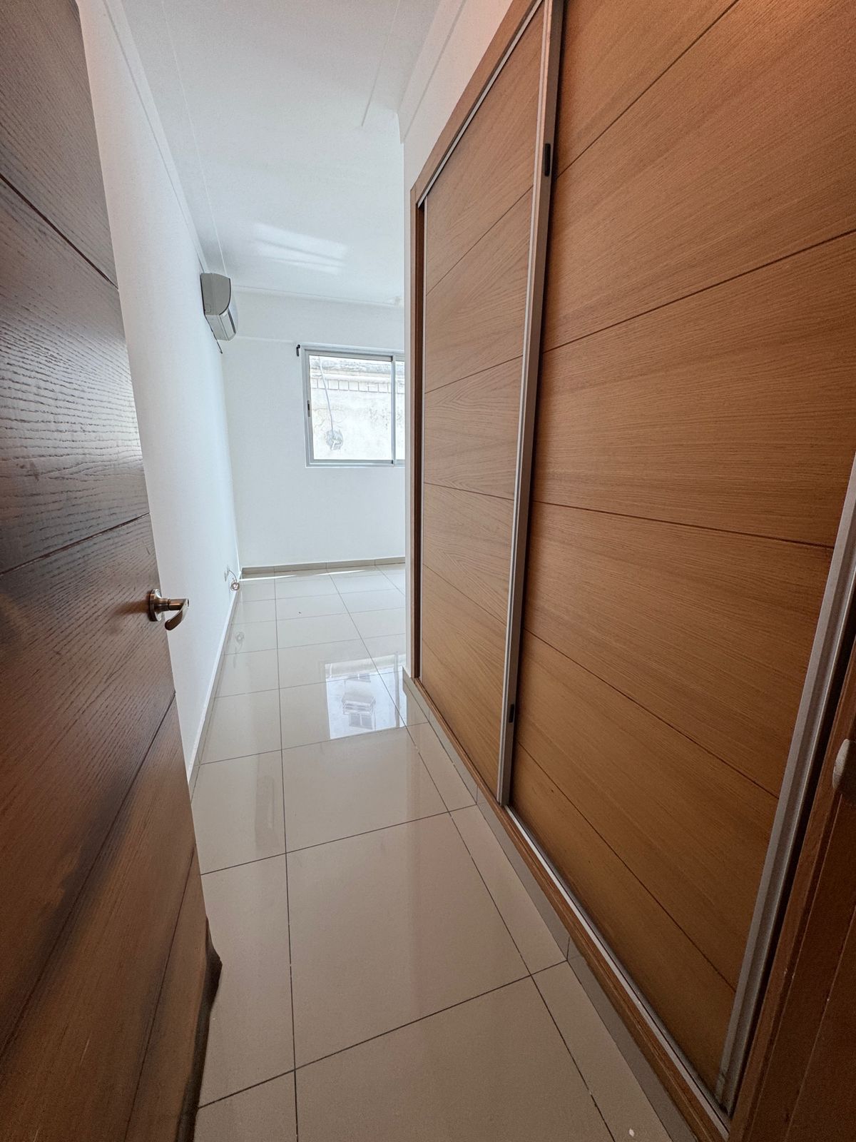 apartamentos - VENDO En Serralles Piso 4 de 2 Habitaciones 8
