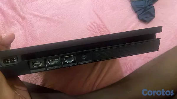 consolas y videojuegos - Ps4 combo 6 juegos y un confr 3