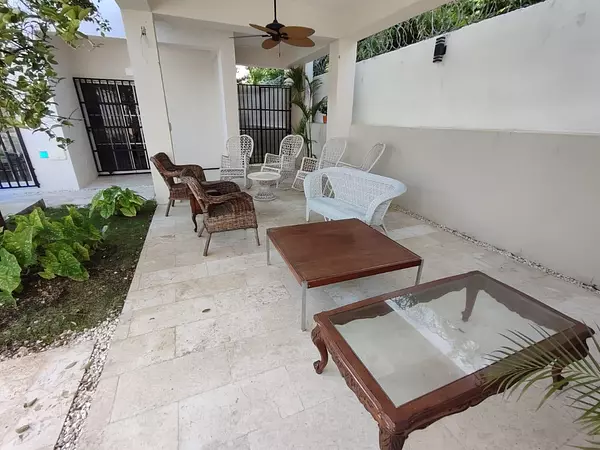 casas vacacionales y villas - Villa en Venta en  JUAN DOLIO.   USD 410,000.00   3