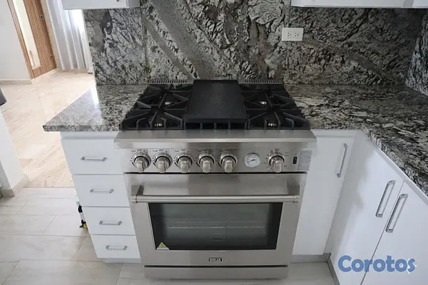apartamentos - Arriendo Apartamento 3 dormitorios en la Julia 16