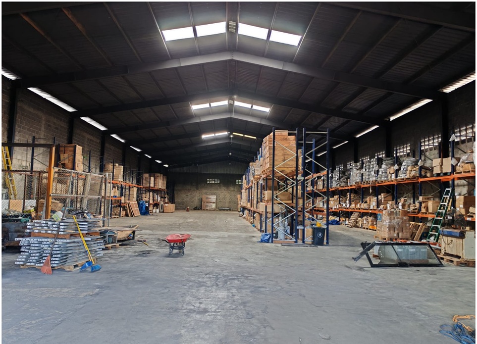 otros inmuebles -  NAVE INDUSTRIAL CERCA DEL MERCA, 1,500 Mts.2 DE CONSTRUCCION Y 10,000 DE SOLAR, 5