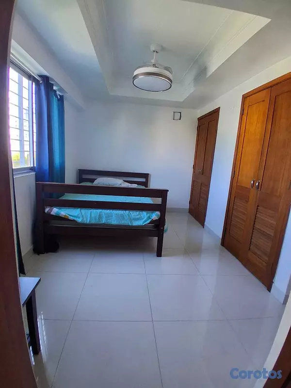 apartamentos - Apartamento Amueblado en piantini   1400 US$ con m 9