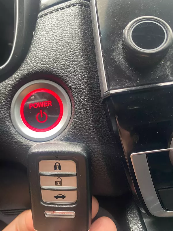 jeepetas y camionetas - Honda crv touring híbrida 2022  9