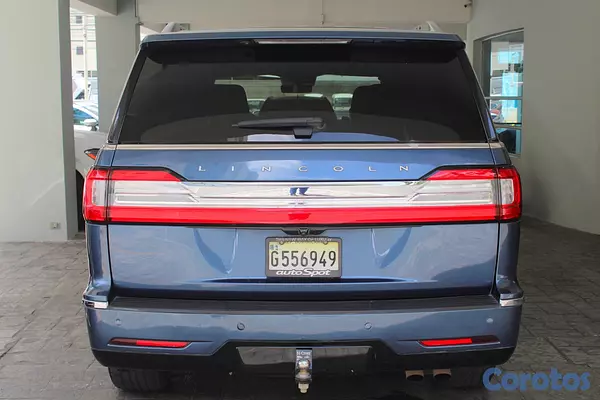camiones y vehiculos pesados - Lincoln Navigator  4