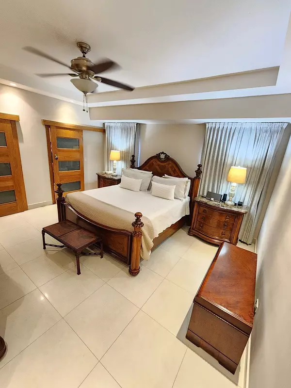 apartamentos - Venta de Apartamento en Naco - Excelente Ubicación 6