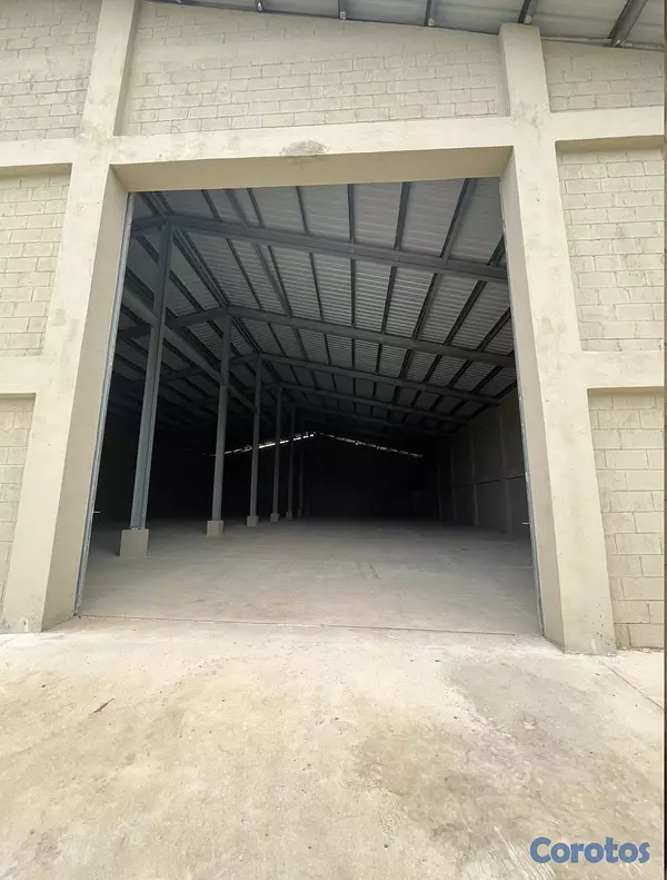 solares y terrenos - NAVE COMERCIAL 5
