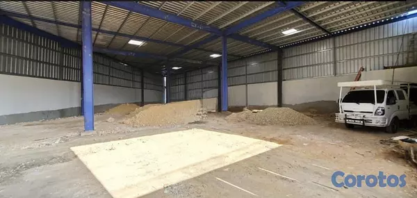 oficinas y locales comerciales - NAVE COMERCIAL  5