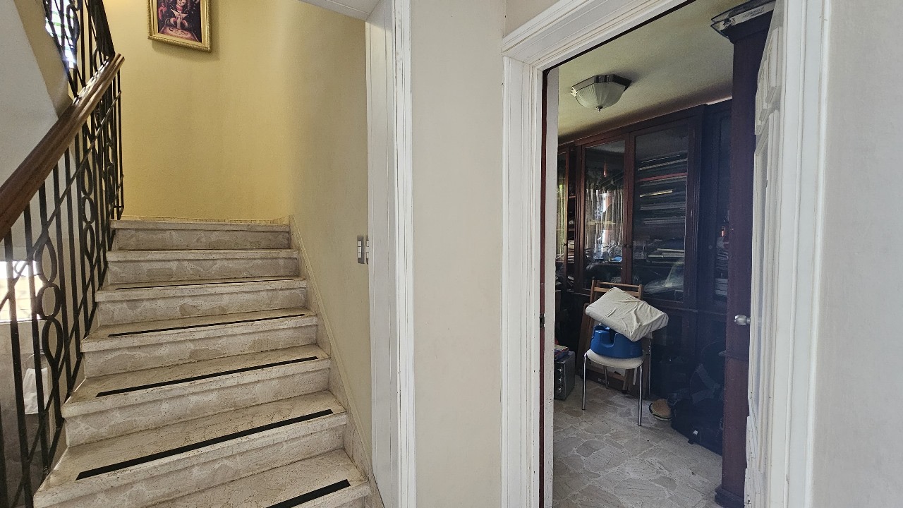 casas - Vendo casa en las praderas dos niveles 4 hab con b