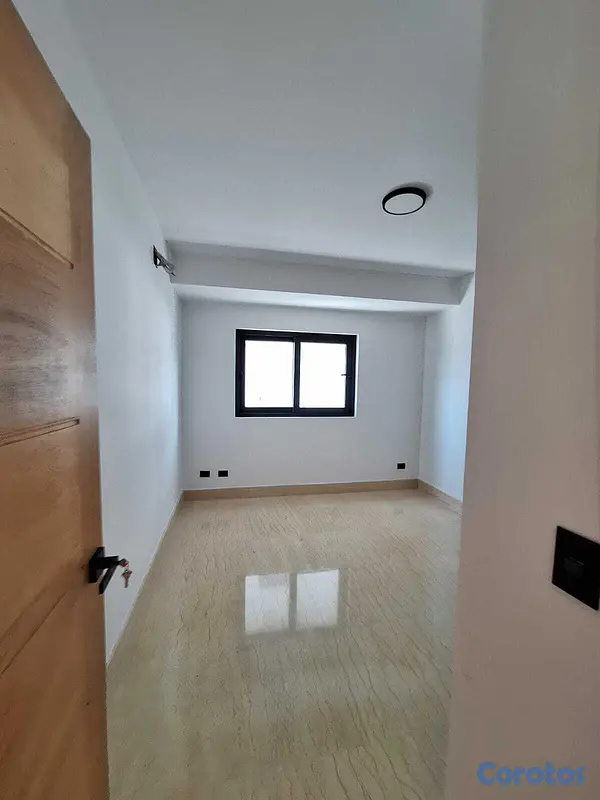 apartamentos - ¡Apartamento Nuevo en Renta en Naco – Piso Alto y  4