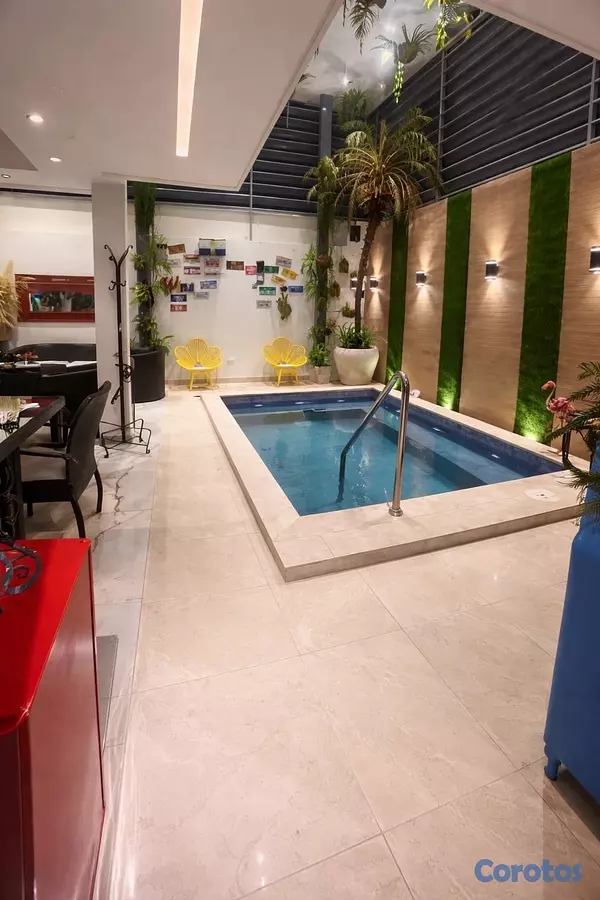 casas - vendo casa de lujo Arroyo hondo viejo 5 habitaciones con baño marquesina  8