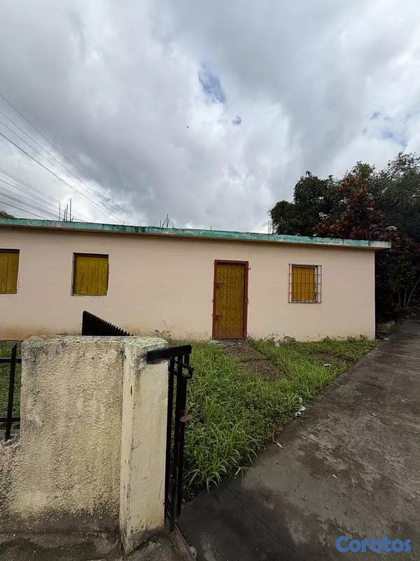 solares y terrenos - Excelente inversión Casa + Terreno, 448,000 M2 .
En corredor turístico !  3