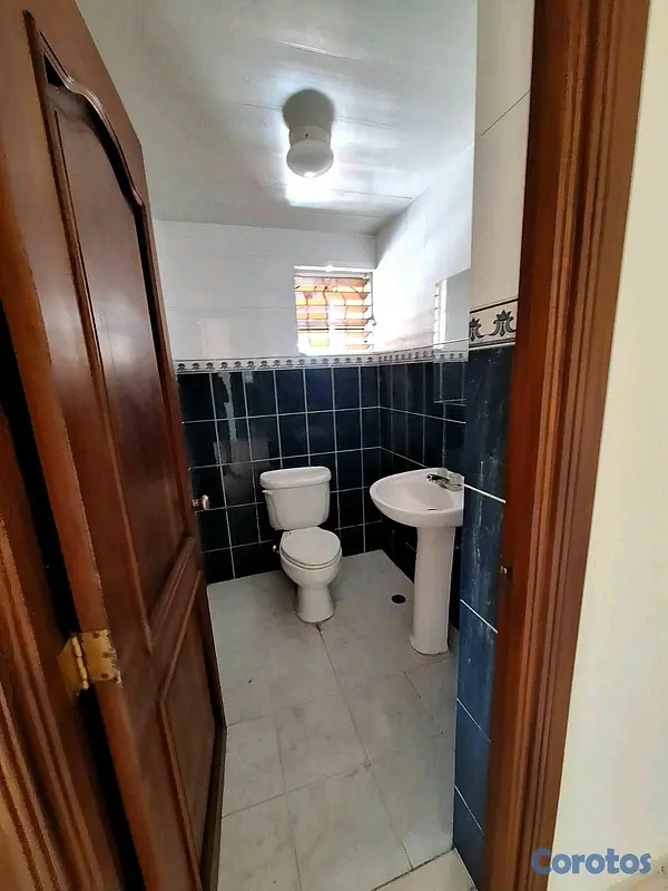 apartamentos - ALQUILO SIN INTERMEDIARIO APARTAMENTO PROXIMO AL MALECÓN  7