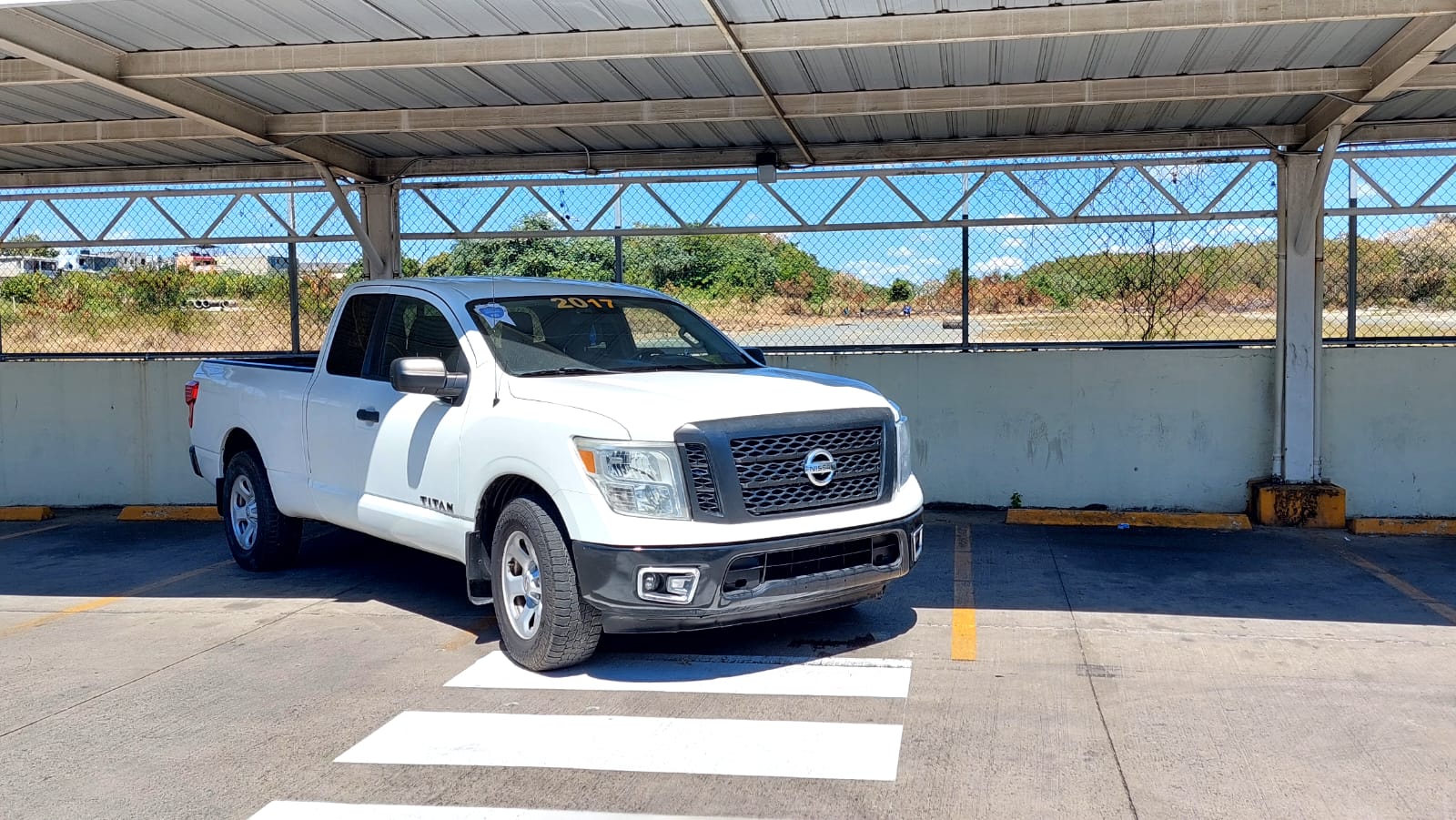 jeepetas y camionetas - Nissan Titan 2017 2